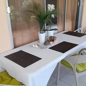 https://camelia-kingston.greaterantilleshotels.net